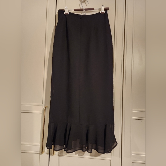 Black Maxi Chiffon Fit and Flare Skirt - Picture 4 of 6